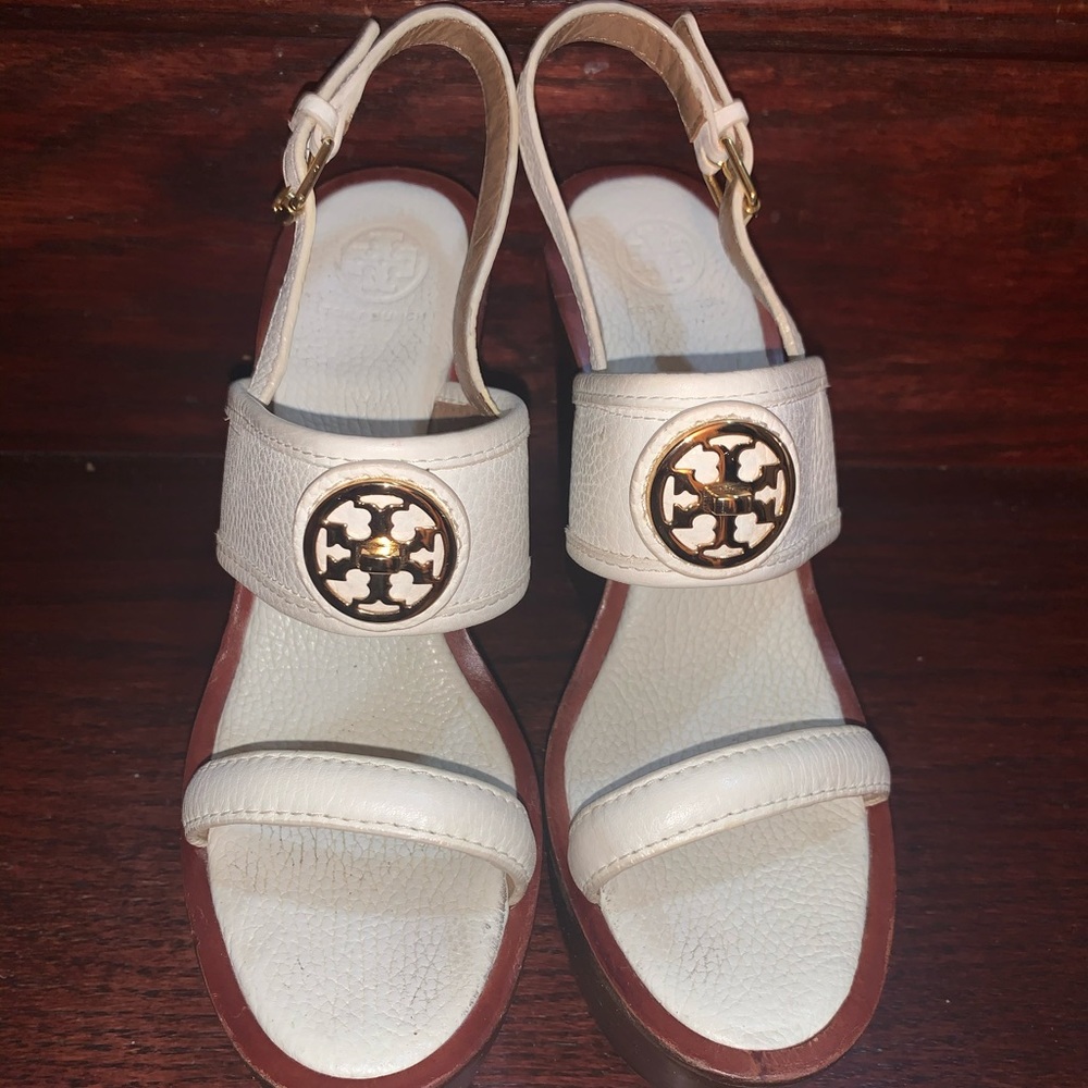❌❌❌SOLD Tradesy❌❌❌Tory Burch Selma Wedge White - Picture 6 of 8